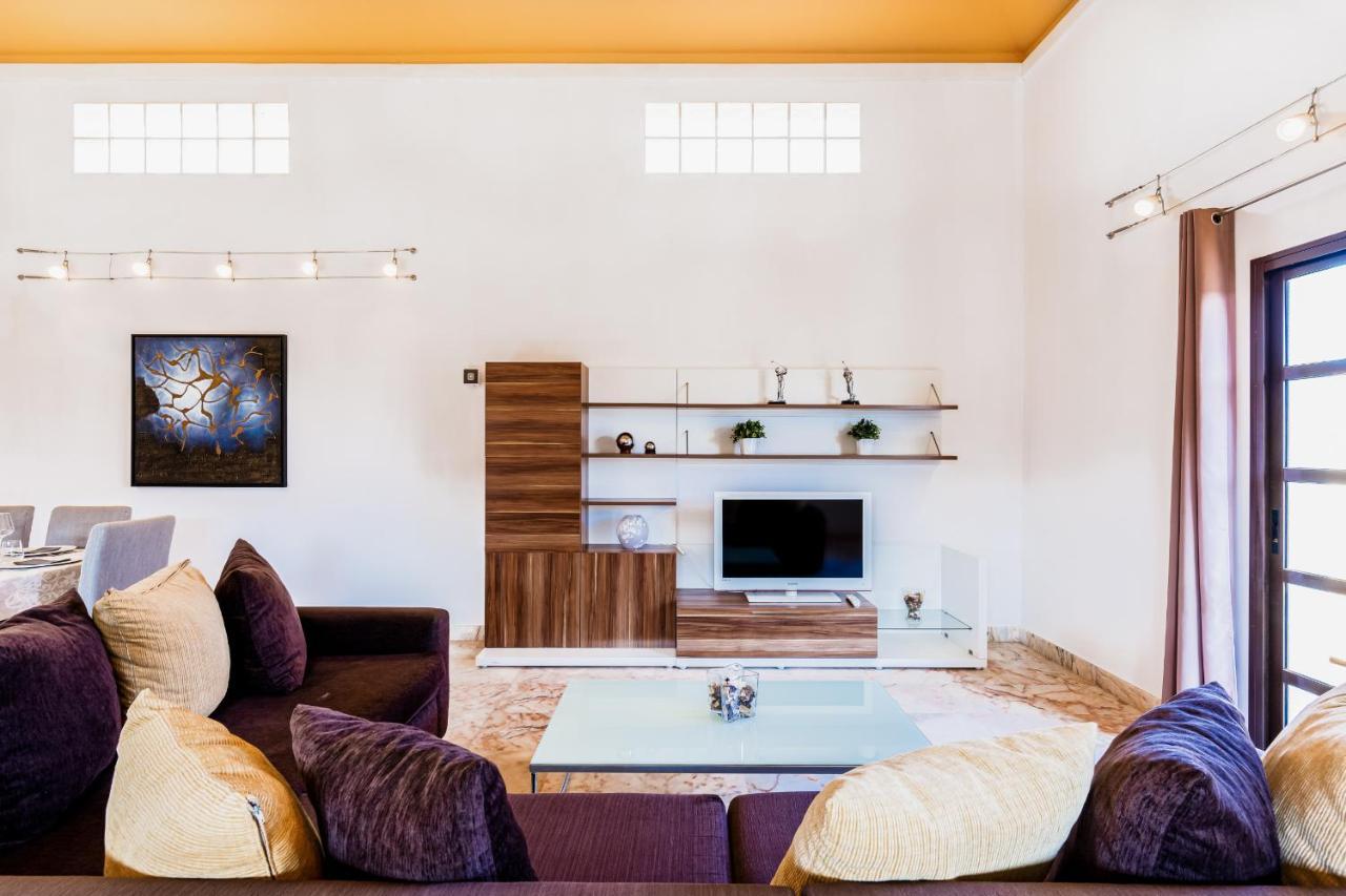 Villa Serenity Private Pool Corralejo By Holidays Home エクステリア 写真